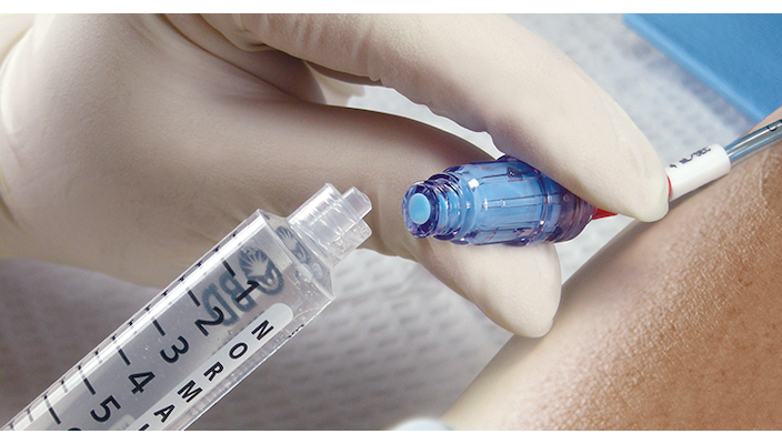 MaxPlus™ needle-free connector - MP1000 | BD